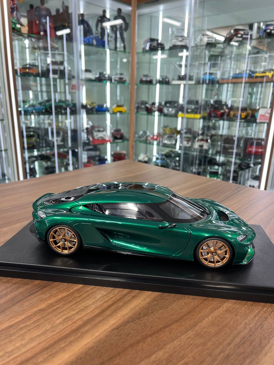 1:18 Koenigsegg Gemera by GT Spirit | Resin | Green | Limited Hypercar Model