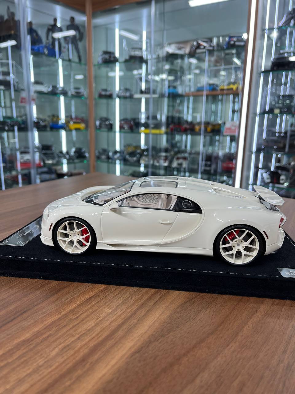 Limited Edition HH Bugatti Chiron Sport Resin Model - Fashion Style IV | 1/18 Scale