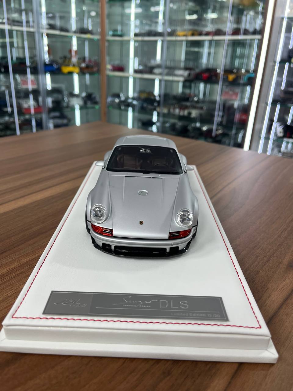★ 1/18 Porsche Singer DLS by Ivy Models – Silver/Blue | Limited to 20 Pieces