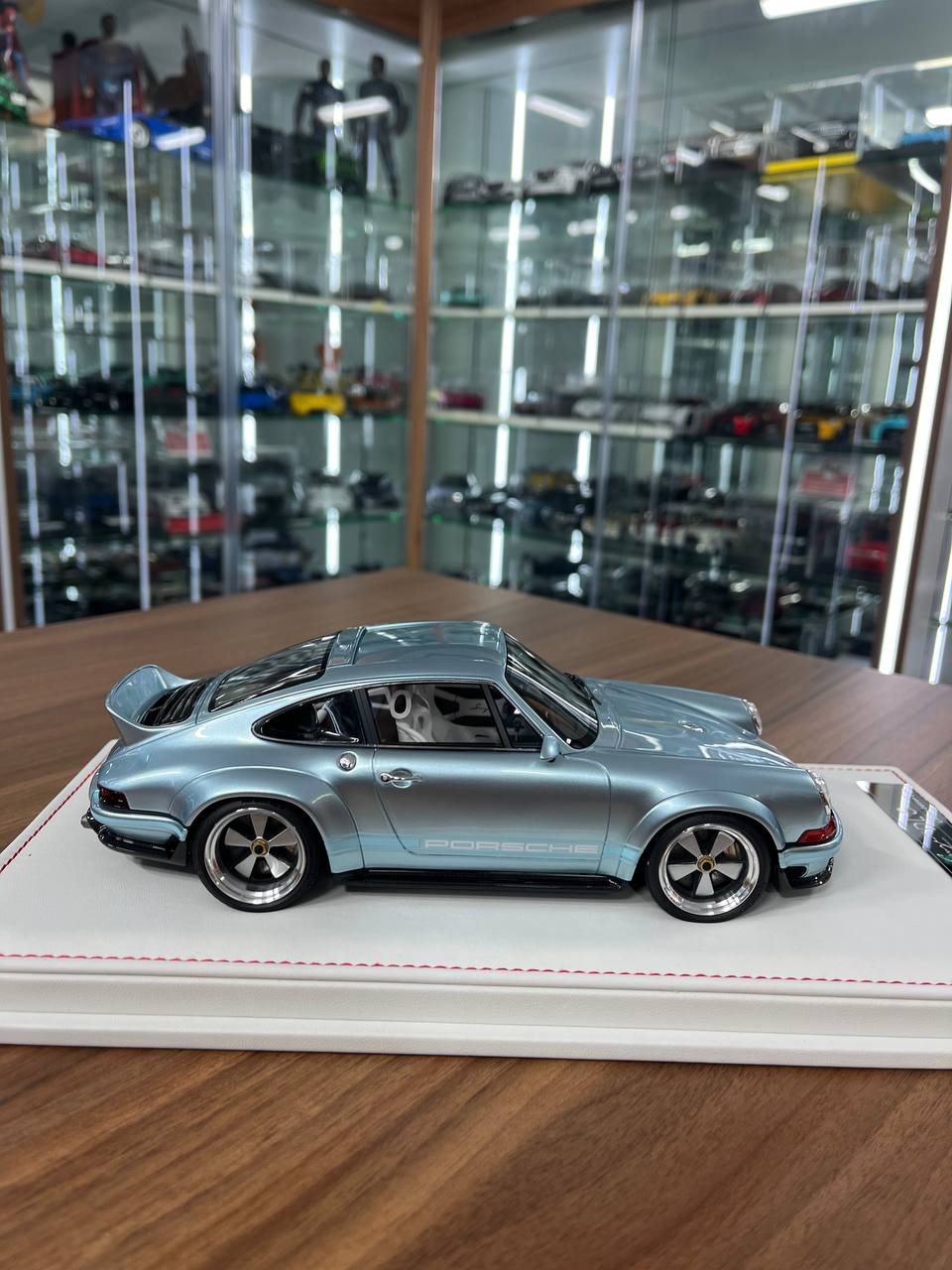 ★ 1/18 Porsche Singer DLS by Ivy Models – Ice Blue | Limited to 40 Pieces
