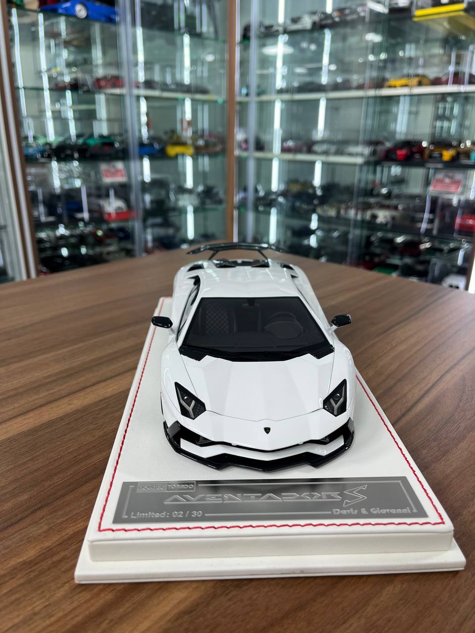 1/18 Lamborghini Aventador S White | Davis & Giovanni | Limited to 30 Pieces