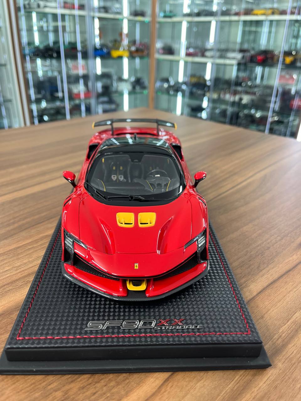 1/18 Resin Ferrari SF90 XX Stradale Rosso Corsa – MR Collection | Limited Edition