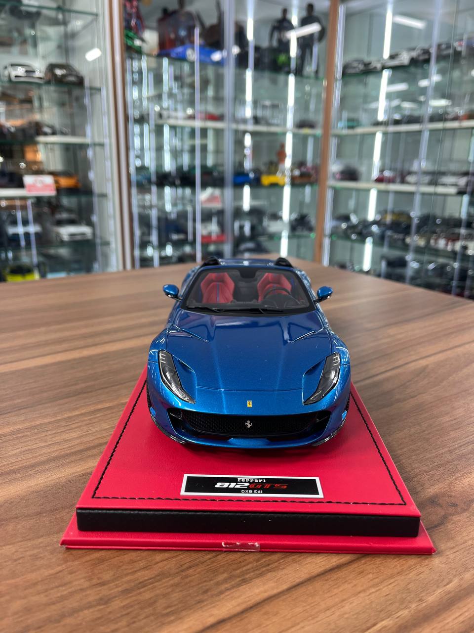 1/18 Ferrari 812 GTS DXB Edition – Blue | MR Collection Resin Model | Limited Edition