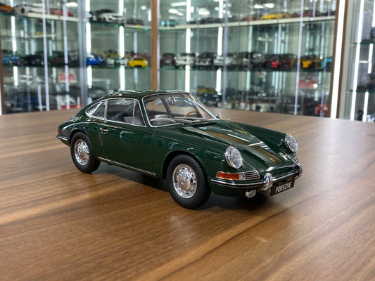 1/18 KYOSHO Porsche 911 (901) Irish Green | Full-Opening Diecast Model