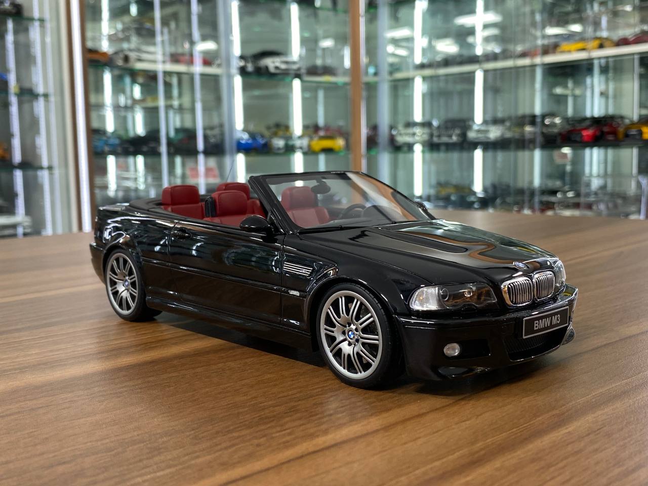 1/18 BMW M3 E46 Cabriolet Black Model Car by Otto