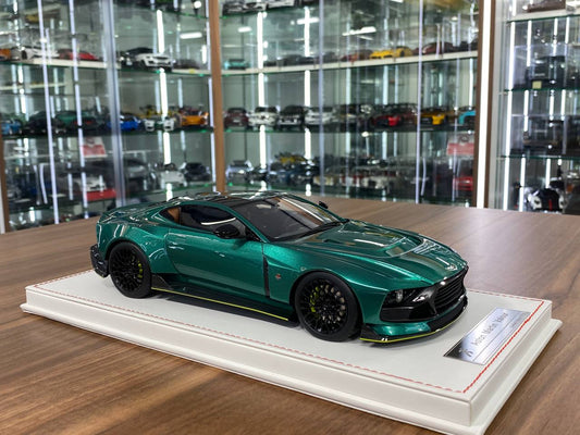 1/18 Resin Aston Martin Valour by Runner Limited 50 pcs Racing Green
