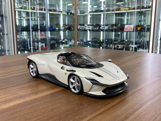 1/18 Diecast Bburago Ferrari DAYTONA SP3 WHITE Scale Model Car