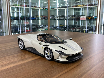 1/18 Diecast Bburago Ferrari DAYTONA SP3 WHITE Scale Model Car