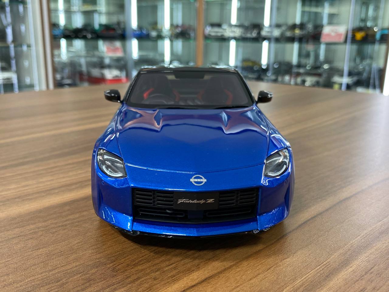 Nissan Fairlady Z Prototype Model Car by GT Spirit [ 1/18 Diecast Blue ]