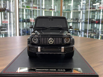 1/18 Mercedes-Benz G-63 Long Black Miniature car by VIP Models