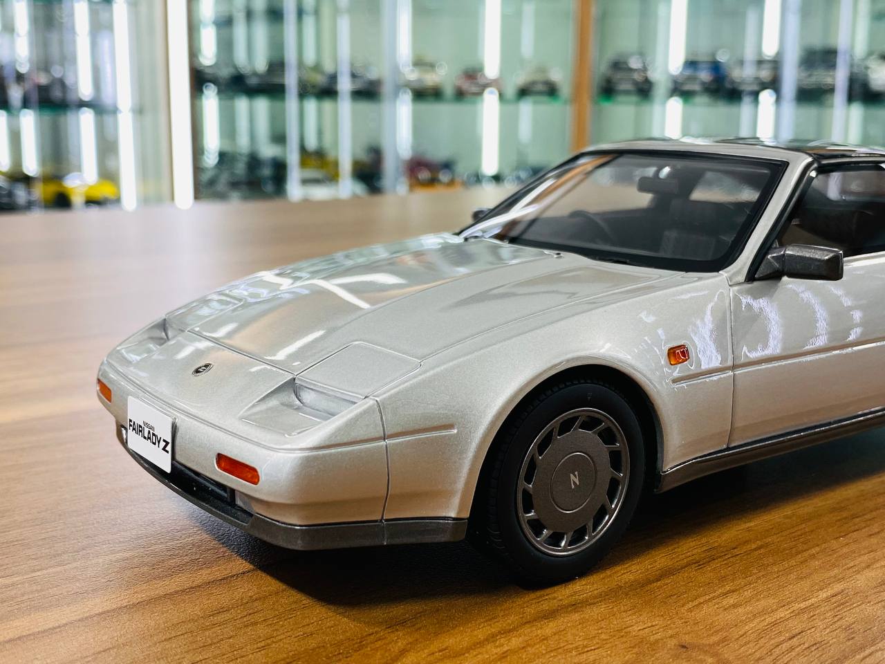 1/18 Resin Nissan Fairlady Z 300ZR Silver by Kyosho Samurai