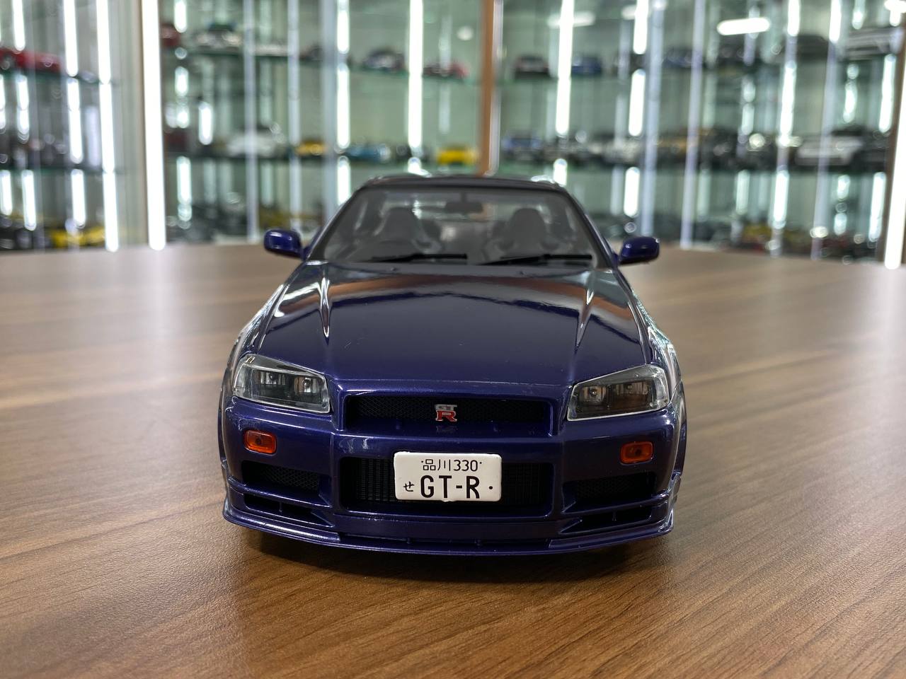 Diecast Nissan GT-R R34 Skyline Dark Blue 1/18 1999 by Solido Model Car