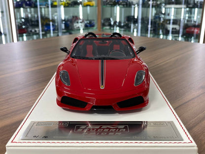 1:18 Resin  – Davis & Giovanni Ferrari 16M Scuderia Spider Novitec Rosso Corsa / Black Stripe Limited 10