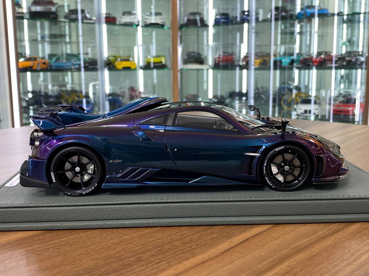 1/18 Resin BBR Models Pagani Imola (2020) - Chameleon (Limited 100 pcs)