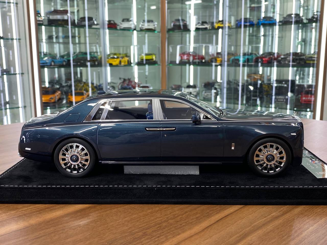 1/18 Resin H&H Rolls Royce Phantom Extended Wheelbase II Heavenly Collection  Ltd.Edn.20 pcs