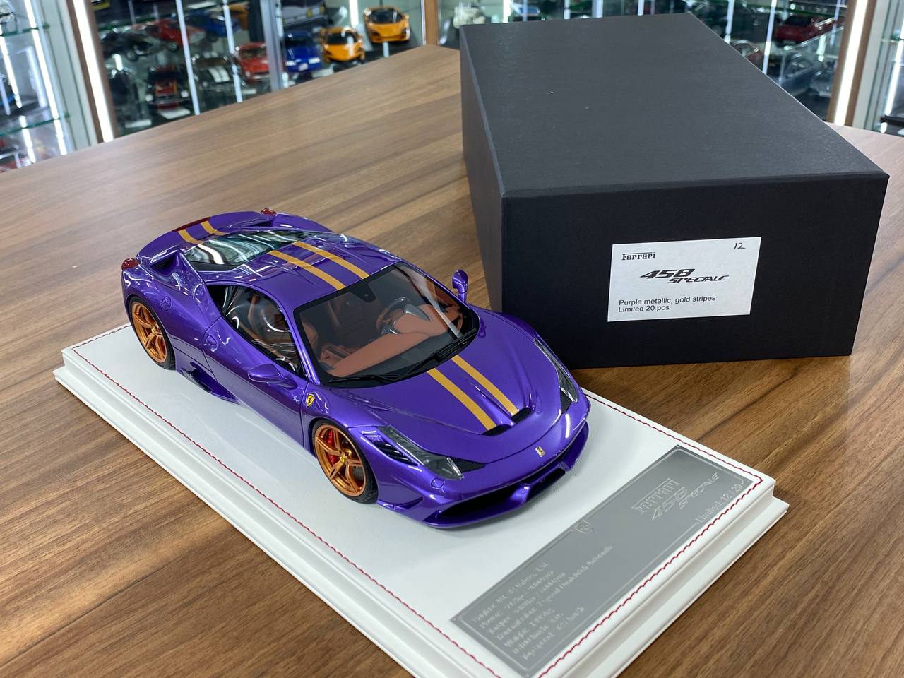 1/18 Resin – Dino Models Ferrari 458 Speciale Purple with Metallic Blue Stripe Limited Edition: 20 pcs