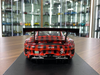 1/18 Diecast  ixo Models PORSCHE 911 GT3 R #9 S. Hargrove / L. Kern / D. Olsen / Z. Robichon 24h Daytona 2019 Racing Red / green