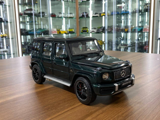 1/18 Diecast Full Opening MINICHAMPS Mercedes-Benz G 63 (2018) - Green Metallic