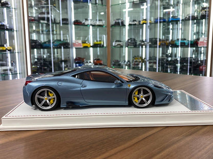 1/18 Resin – Ferrari 458 Speciale | Davis & Giovanni | Azzurro California with Silver / Blue Stripe