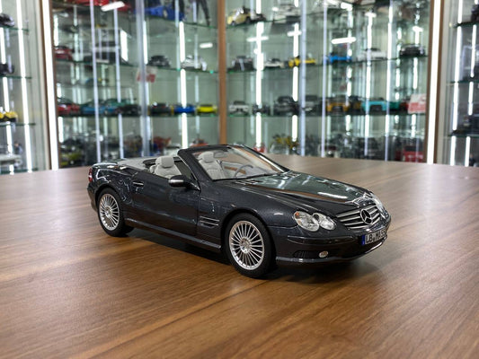 1/18 Diecast Metal Model – Mercedes-Benz SL 55 AMG R230 (2000–2006) | Norev Dealer Edition | Full Opening | Obsidian Black (Grey)