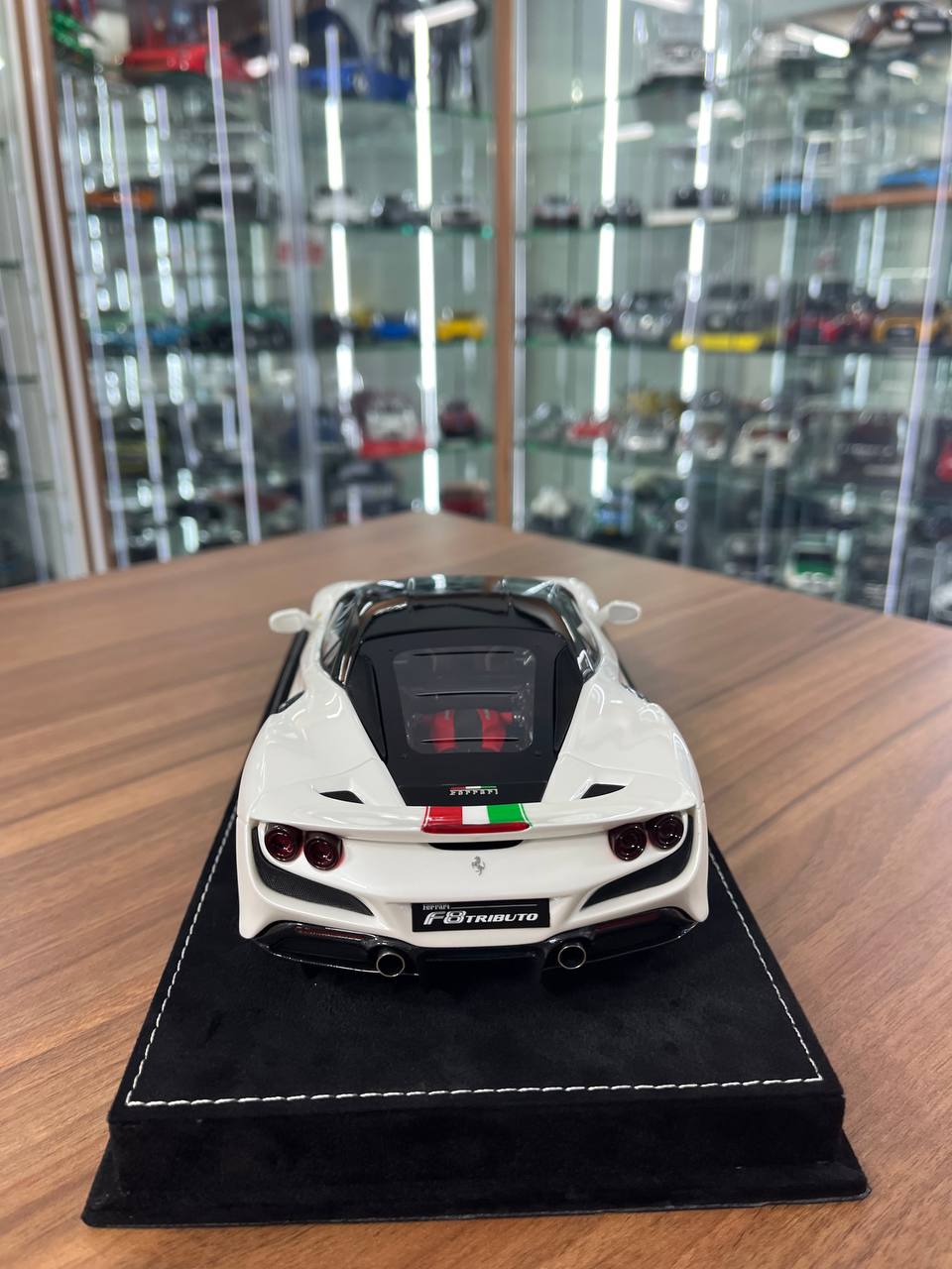 HH Models 1:18 Ferrari F8 Tributo – Pearl White | Resin | Limited to 30 pcs
