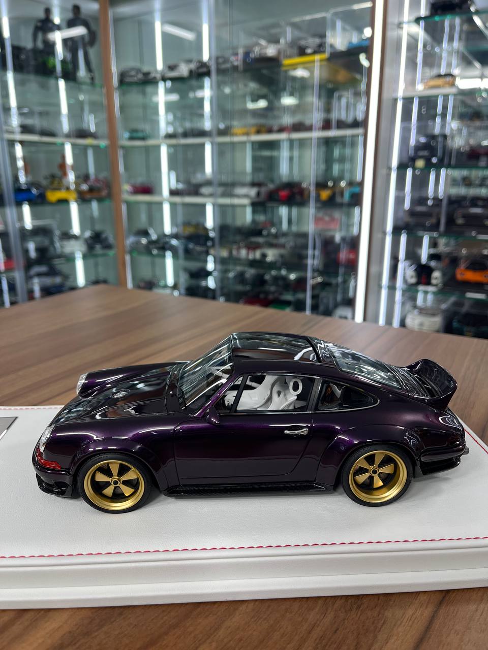 ★ 1/18 Porsche Singer DLS by Ivy Models – Midnight Purple | Limited to 30 Pieces