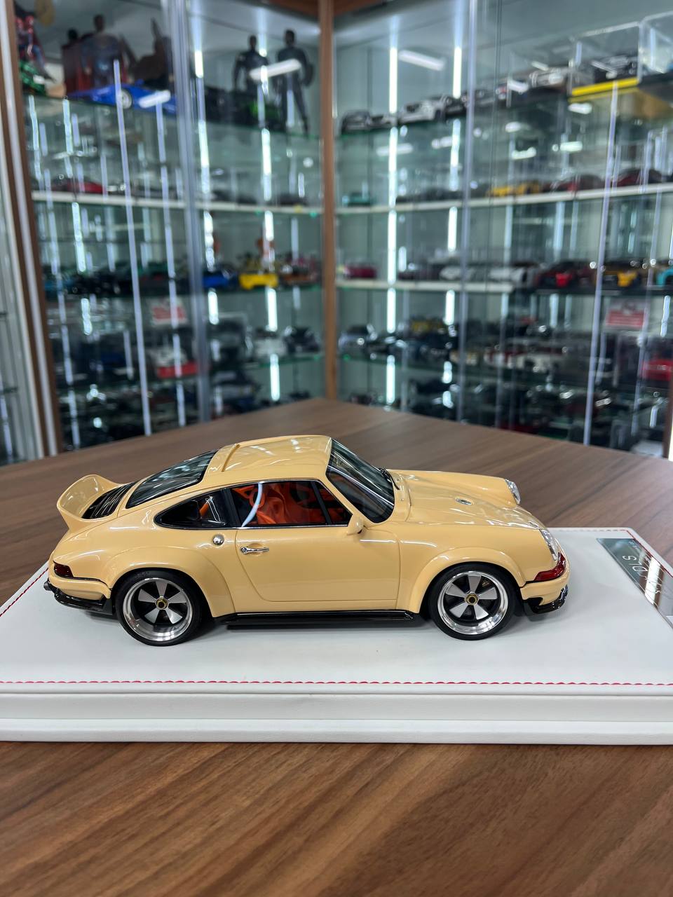 ★ 1/18 Porsche Singer DLS by Ivy Models – Ivory | Limited to 20 Pieces