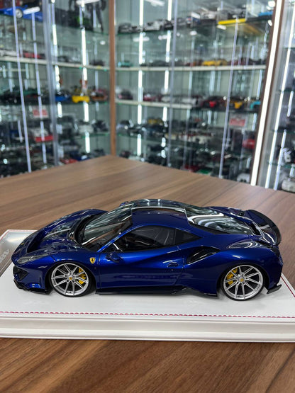 1/18 Resin Ferrari 488 Pista Metallic Blue with Black & White Stripe – Davis & Giovanni | Limited to 30 pcs