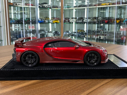 1/18 H&H Bugatti Chiron Pur Sport Pearl Red Carbon Fiber | Resin | Limited 30 pcs