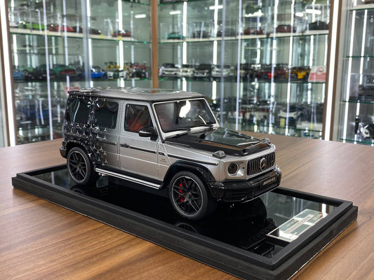 MotorHelix Mercedes-Benz G63 AMG 2019 - 1/18 Resin Model - Silver Black