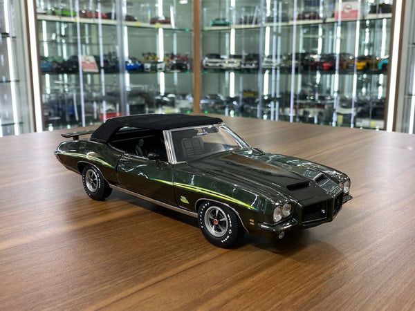 Pontiac GTO 1971 1:18 Diecast Model – Arrowhead Green – GMP Limited Edition (Paint Rash Present)