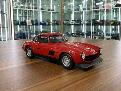 1/18 Mercedes-Benz AMG 300SL Red Model Car by Otto