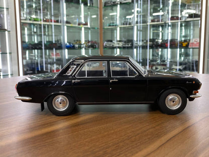 1/18 Resin Volga M-24 MCG Black Model Car