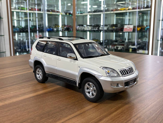 Faw Toys Land Cruiser PRADO GX [1/18 Diecast White]