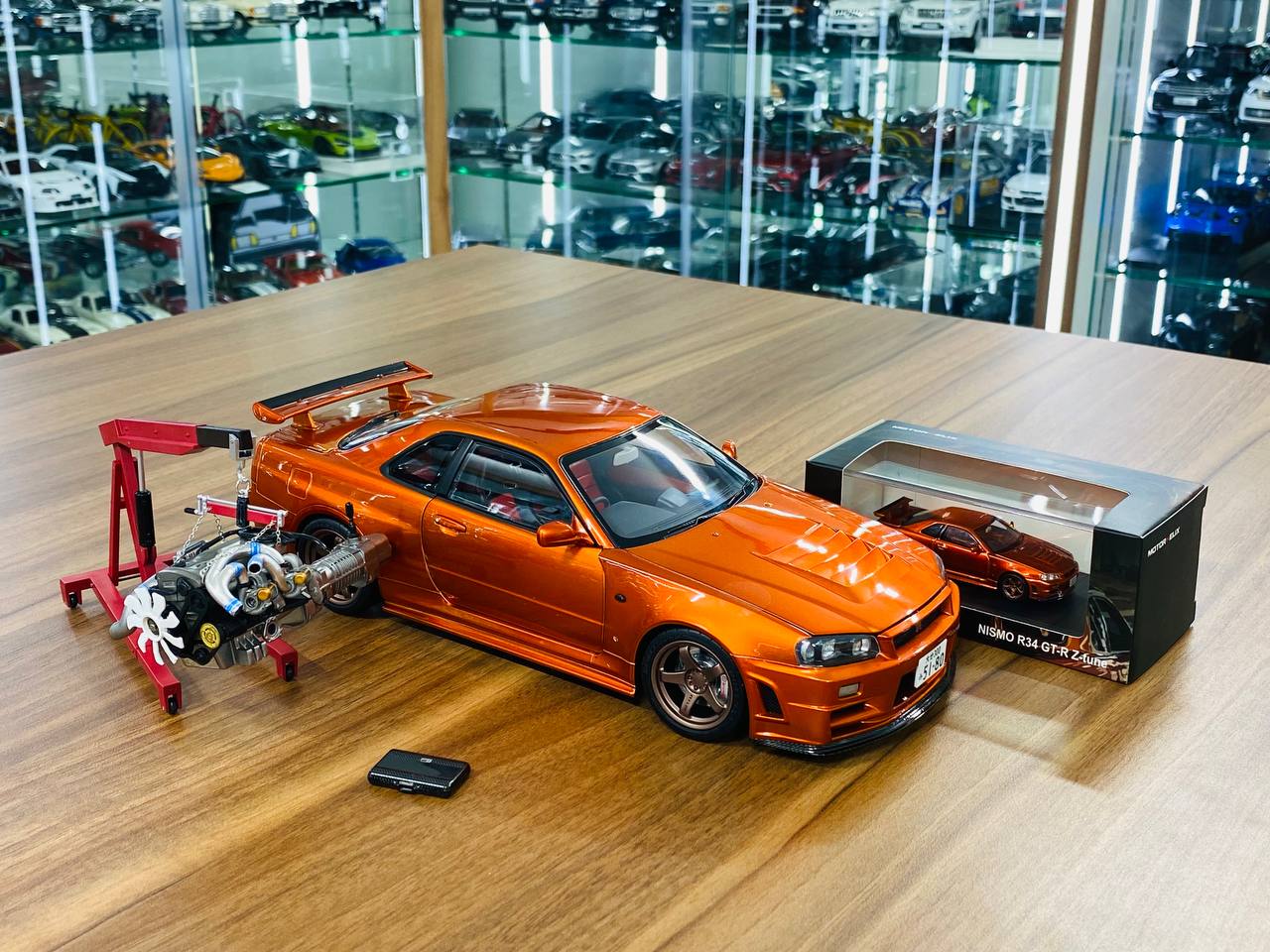 1/18 Diecast MotorHelix Nissan Skyline GT-R R34 Z-Tune Nismo