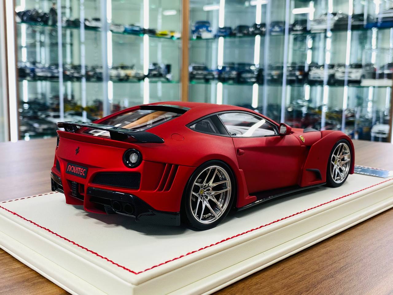Davis & Giovanni Ferrari F12 N-Largo S – 1/18 Resin Model, Matte Chrome Red, Limited 1 of 1