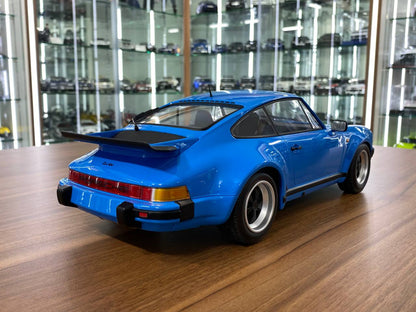 1/12 Diecast Model – Porsche 911 Turbo (1977) by Minichamps