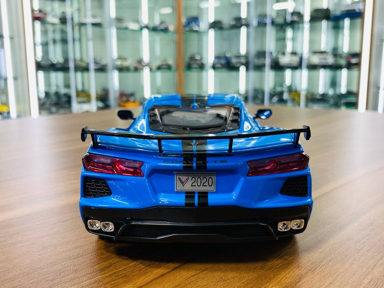 1/18 Diecast Full opening  Maisto Chevrolet Corvette Stingray Coupe 2020 Blue