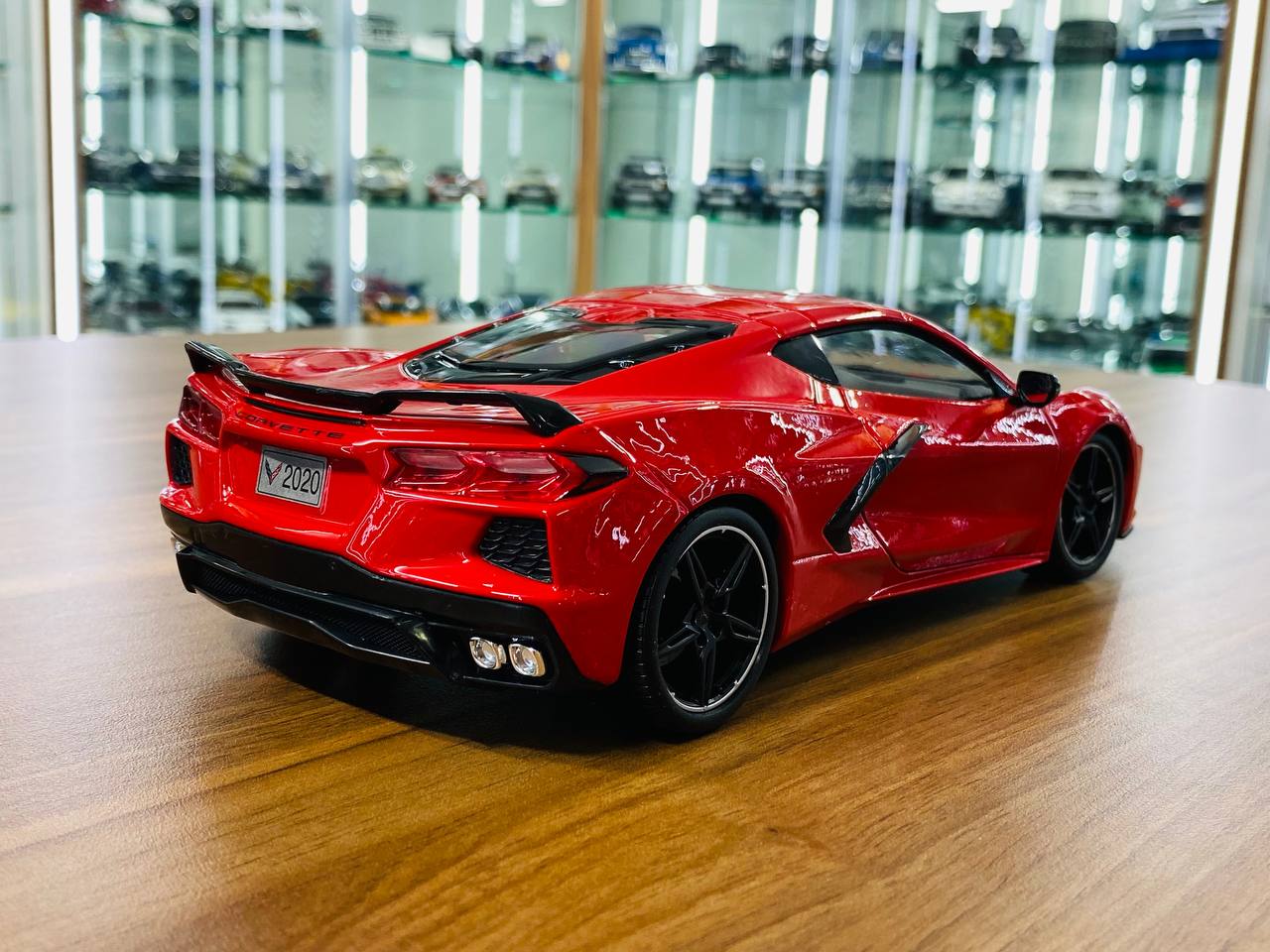 1/18 Diecast Maisto Chevrolet Corvette Stingray Coupe 2020 Red