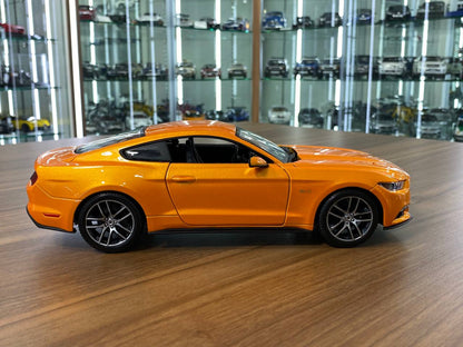 1/18 Diecast Maisto Ford Mustang 2015 Orange