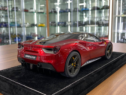 1:18 Resin MR Collection Models Ferrari 488 GTB – Red / Black Roof (Limited Edition)