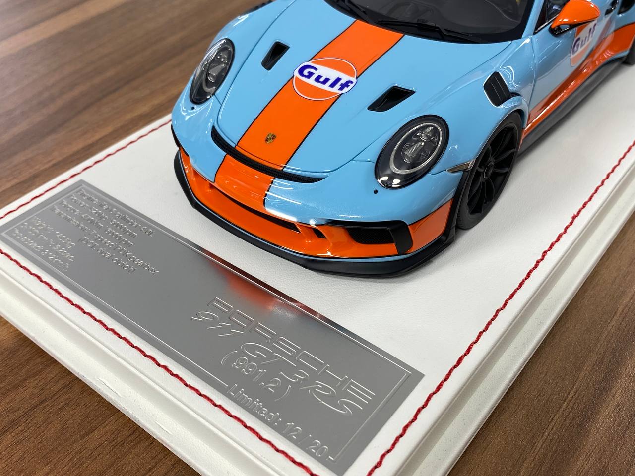 1:18 Resin Model  – Davis & Giovanni Porsche 911 GT3 RS (911.2) Gulf Blue Limited 20 pcs