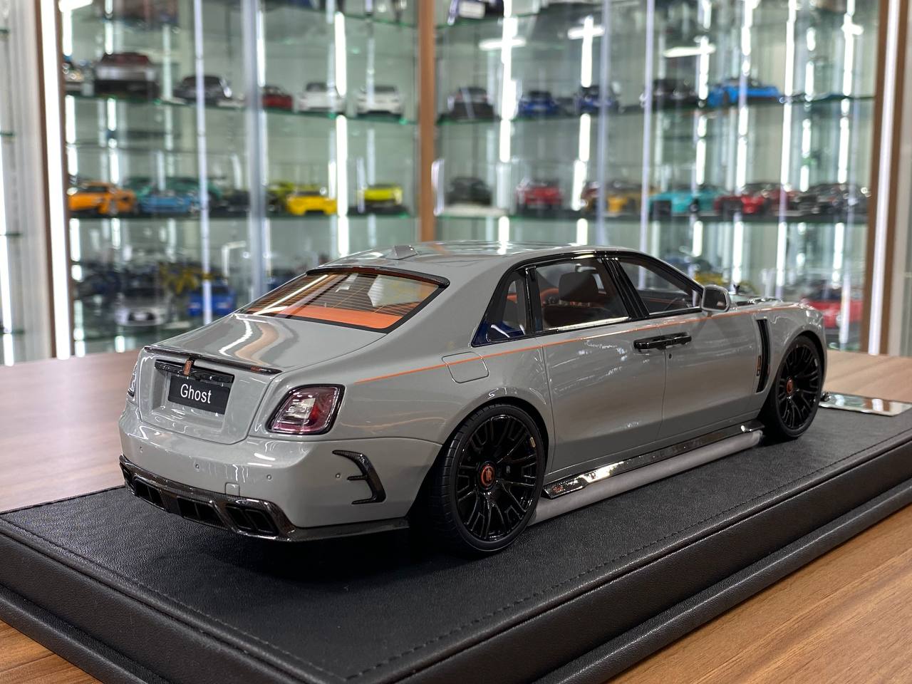 1/18 Resin Model – VMB Model Rolls Royce Ghost