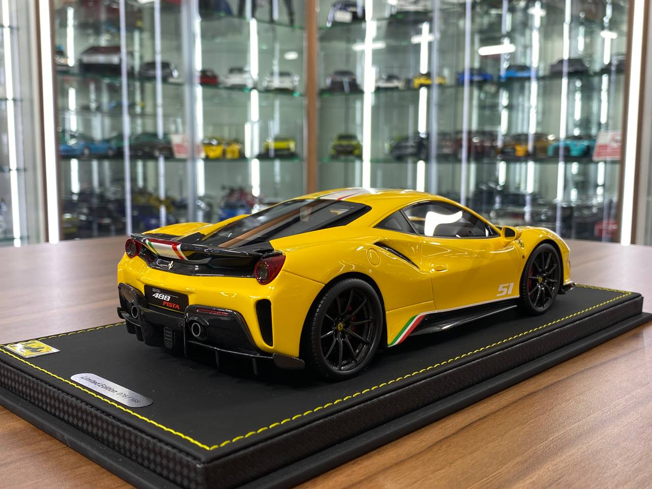 1/18 Resin – BBR Models Ferrari 488 Pista Yellow with Italy Flag Livery  Limited Edition: 168 pcs