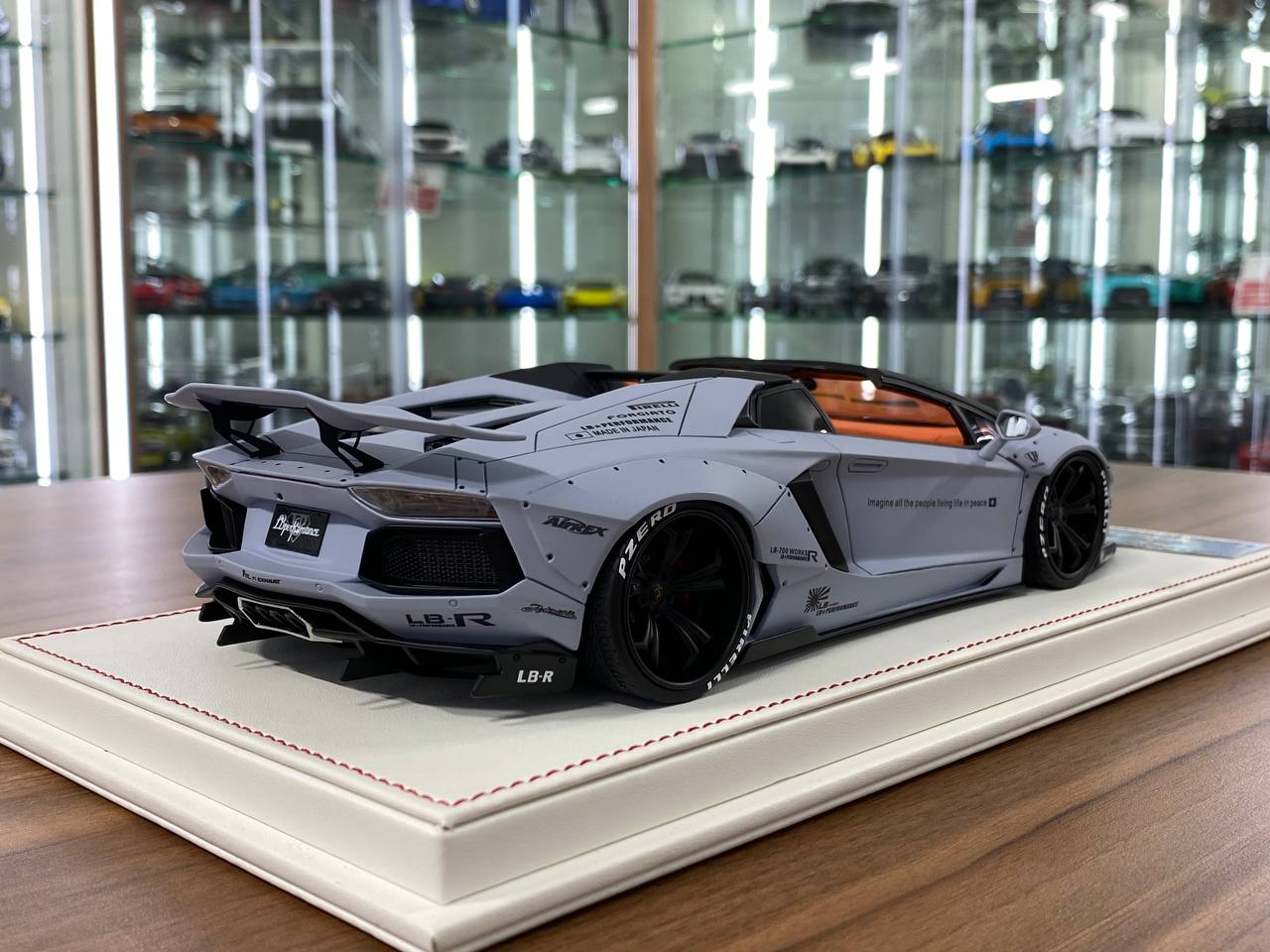 1/18 Resin Model – Lamborghini Aventador Roadster LB Performance | Davis & Giovanni | Matt Grey | 1 of 13