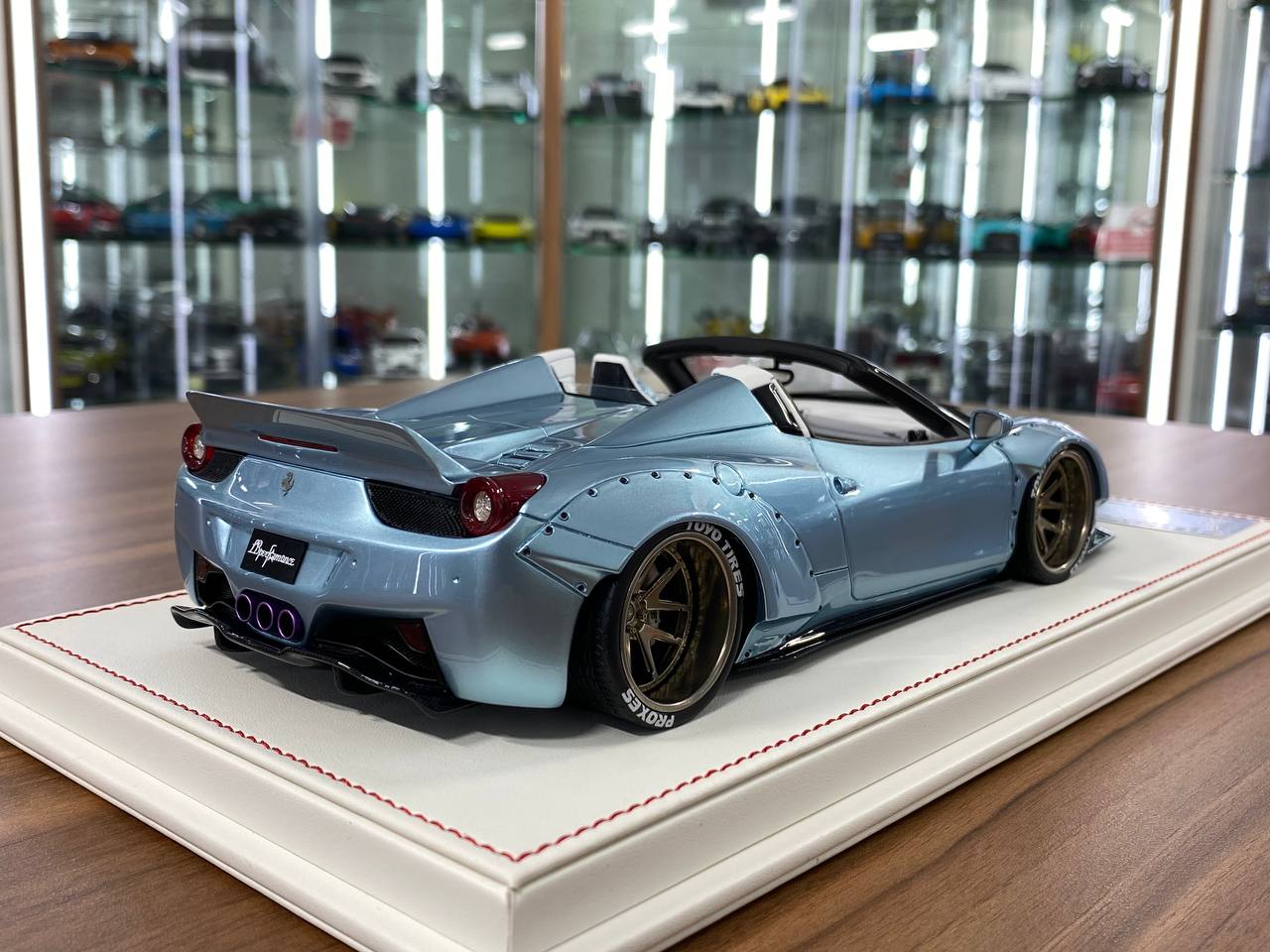 1/18 Resin – Ferrari 458 Spider GT LB Works | Davis & Giovanni | Ice Blue Metallic | 1 of 4