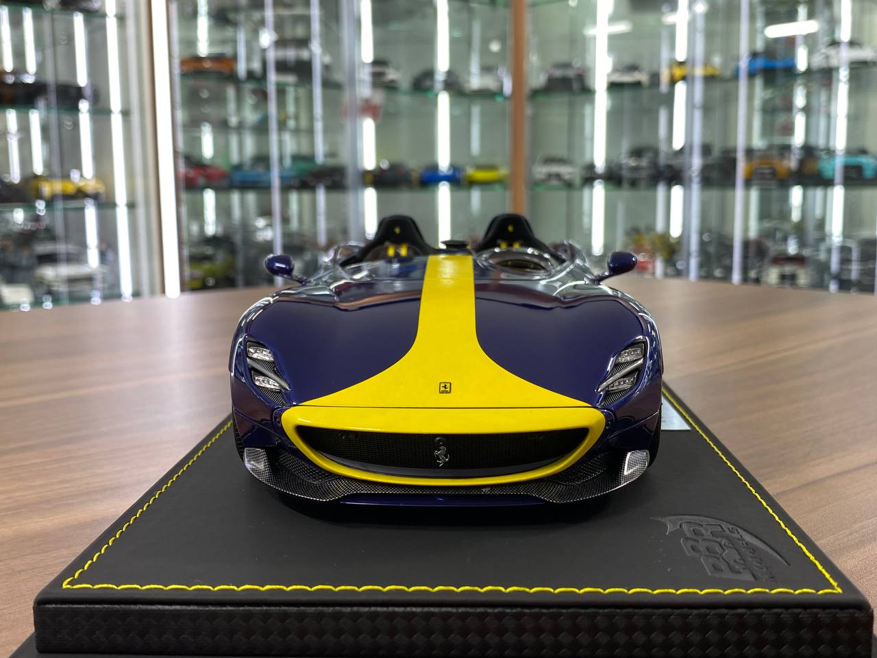 1/18 Resin – BBR Models Ferrari Monza SP2 Blue Tour de France / Yellow Stripe Ltd.Edn. 109 pcs