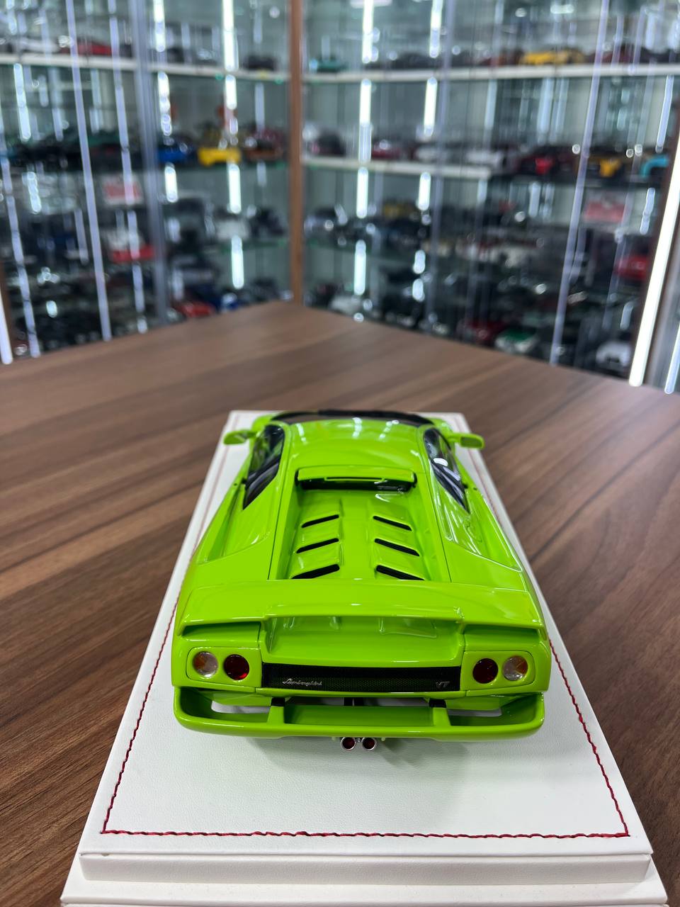 1/18 Resin Lamborghini Diablo 6.0 VT Yellow Model | Brand Model Workshop | Limited Edition
