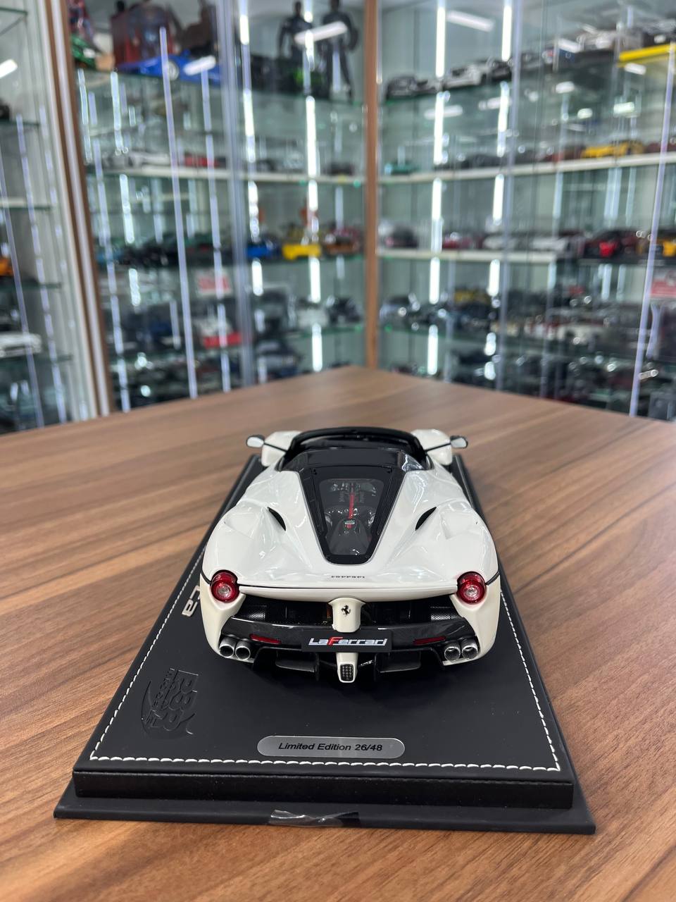 1/18 Ferrari LaFerrari Aperta – White | BBR Models Resin | Limited to 48 Pieces