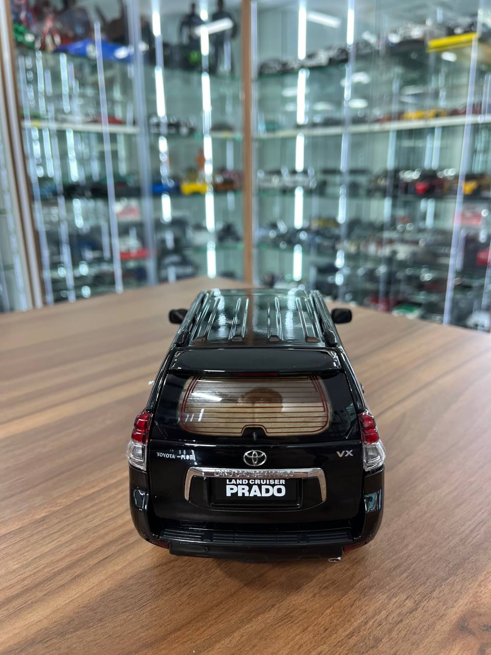 1/18 Diecast full opening  Faw Toys Land Cruiser PRADO 2009 Black